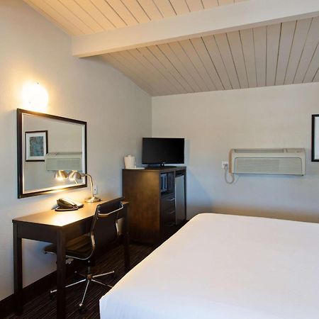 Days Inn By Wyndham Chowchilla Gateway To Yosemite Exterior foto