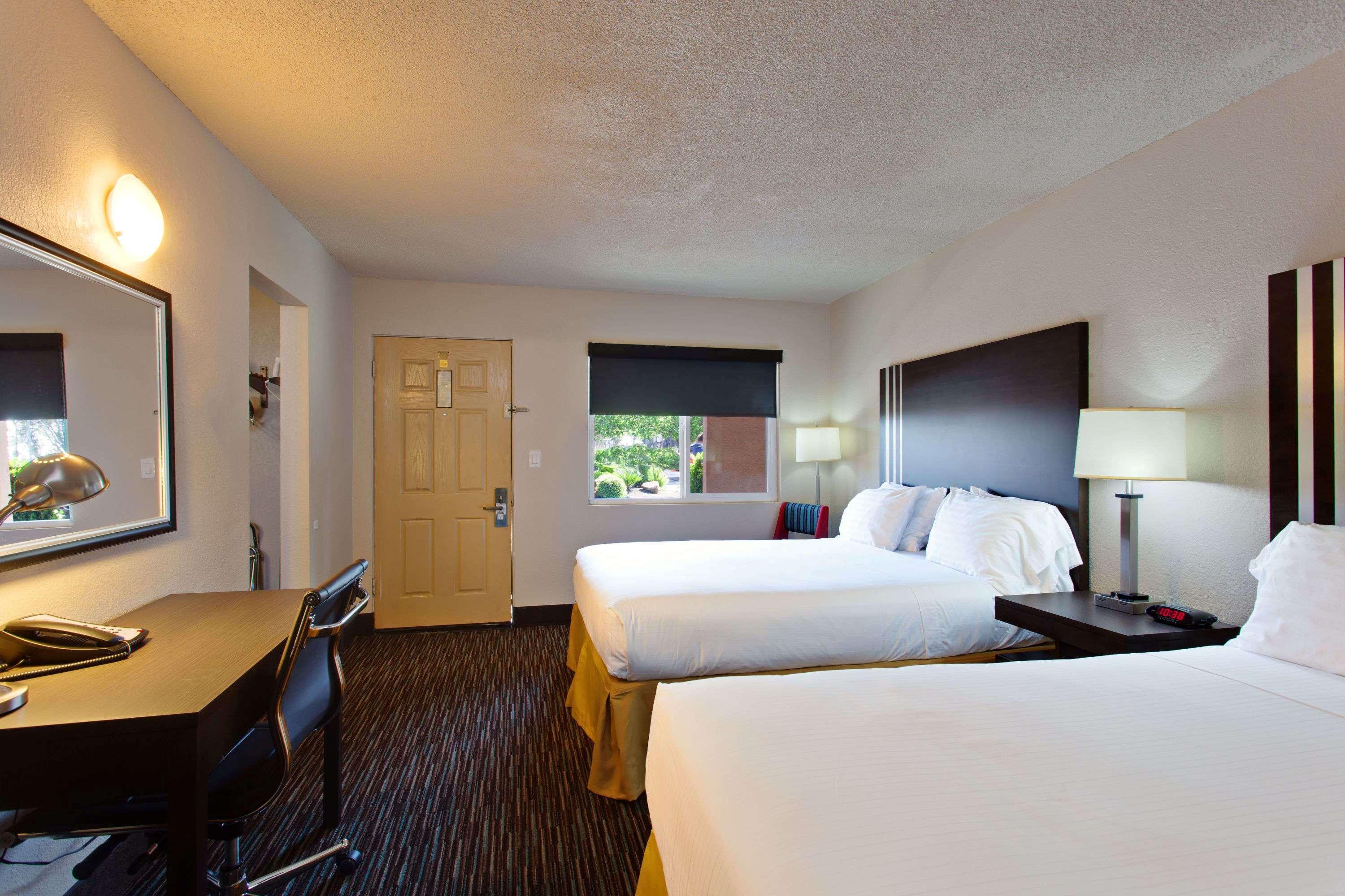 Days Inn By Wyndham Chowchilla Gateway To Yosemite Exterior foto