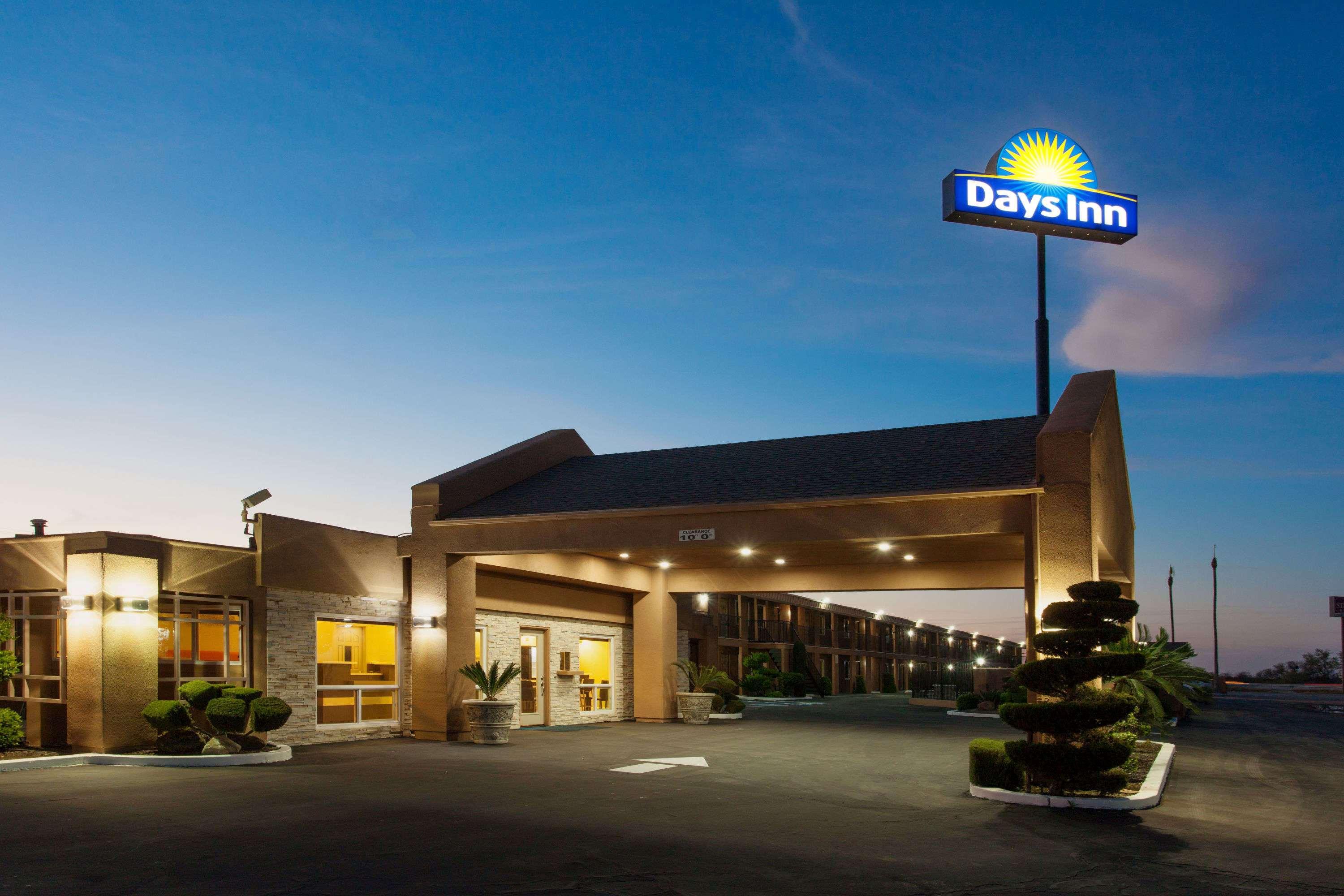 Days Inn By Wyndham Chowchilla Gateway To Yosemite Exterior foto